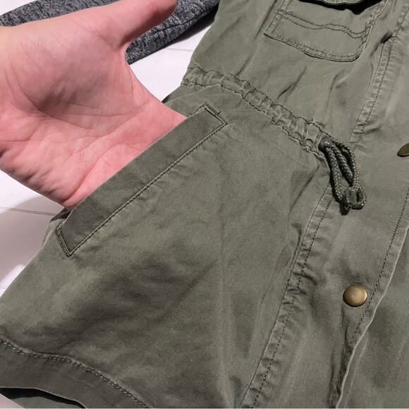 Mudd Olive Army Green Gray Knit Hooded Utility Vest‎ Jacket Women’s Size XS - Picture 4 of 9